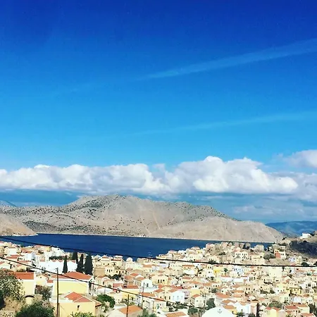 Ville Kharites Symi